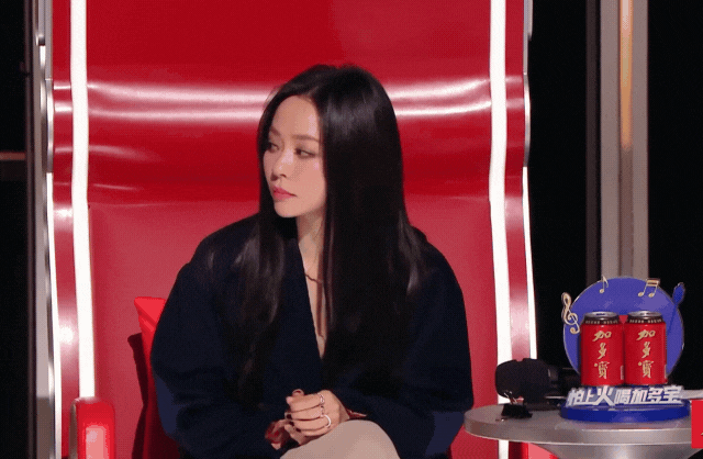 2 tháng Phương Mỹ Chi gây sốt tại show Trung Quốc: Liên tục nghi bị chèn ép và cái kết gây bức xúc!- Ảnh 13. 2 tháng Phương Mỹ Chi gây sốt tại show Trung Quốc: Liên tục nghi bị chèn ép và cái kết gây bức xúc!- Ảnh 13.