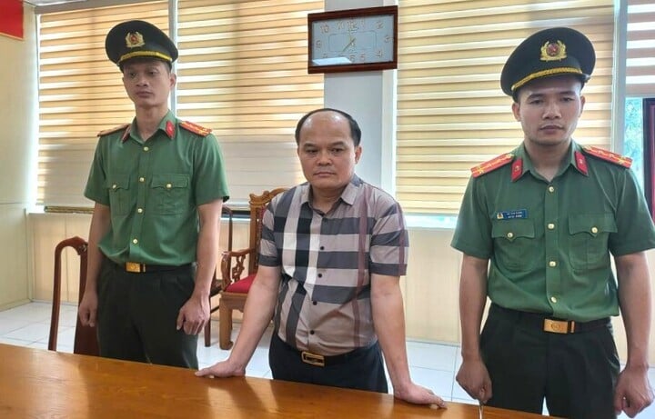 Trưởng Văn phòng Tạp chí ở Hà Tĩnh bị bắt vì Lừa đảo tài sản - Ảnh 2.