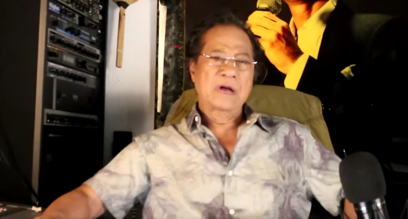 Chế Linh phải đi ở đợ cho chủ, được một nam danh ca gọi về sống chung- Ảnh 1.