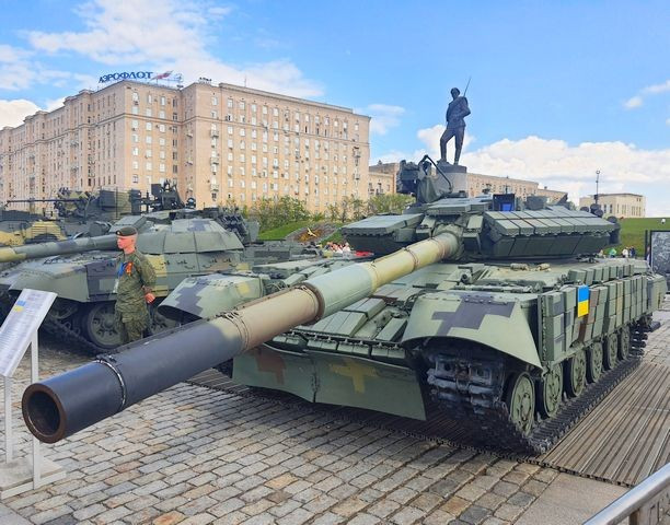 Số lượng xe tăng T - 64 của Ukraine giảm mạnh , chỉ còn chưa đến 200 chiếc - Ảnh 8.