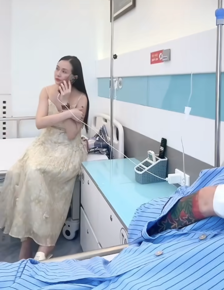 Ca sĩ Tuấn Hưng nhập viện - Ảnh 2.