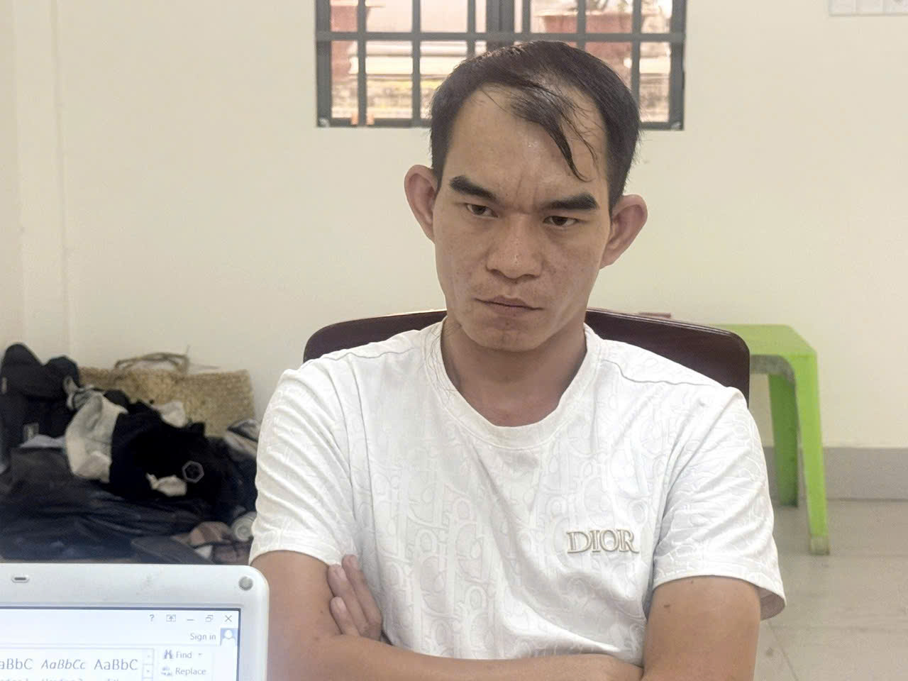 Công an Tây Ninh thông báo tìm nạn nhân lừa đảo “ Hiệp Sĩ Minh Sang ” - Ảnh 1. Công an Tây Ninh thông báo tìm nạn nhân lừa đảo “ Hiệp Sĩ Minh Sang ” - Ảnh 1.