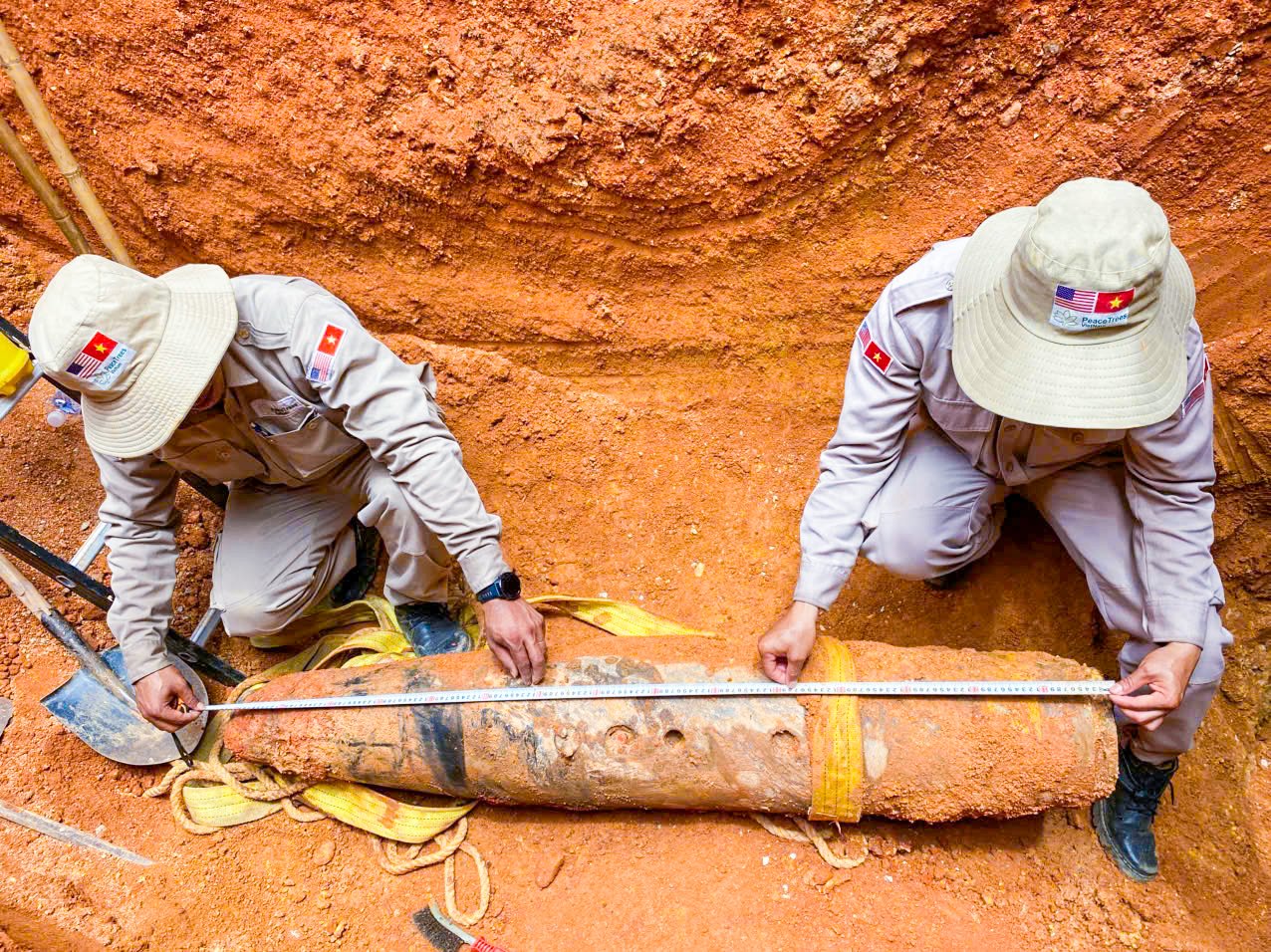 Phát hiện bom Mỹ nặng hơn 200 kg tại công trình nhà ga T2 sân bay Đồng Hới- Ảnh 1.