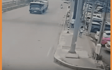 Con tử vong do bị bỏ quên trên xe buýt, người mẹ từ chối nhận bồi thường, tiết lộ 1 chi tiết chấn động - Ảnh 3.