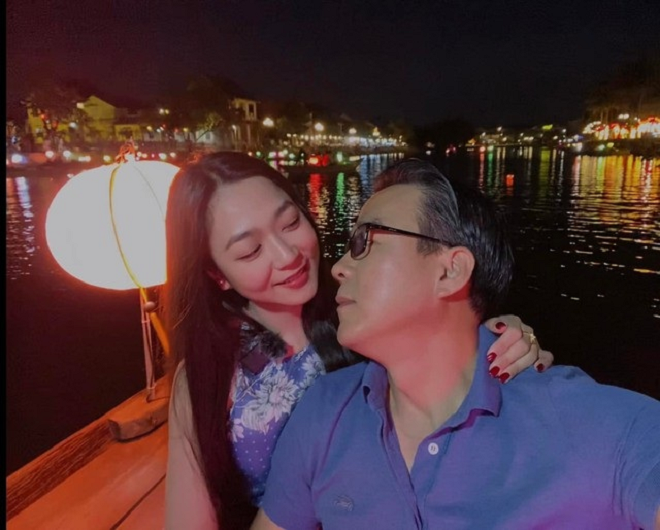 Cuộc sống của nữ ca sĩ làm đám cưới sau 2 tháng quen biết, chia tay ngay vì trầm cảm trong hôn nhân - Ảnh 1.