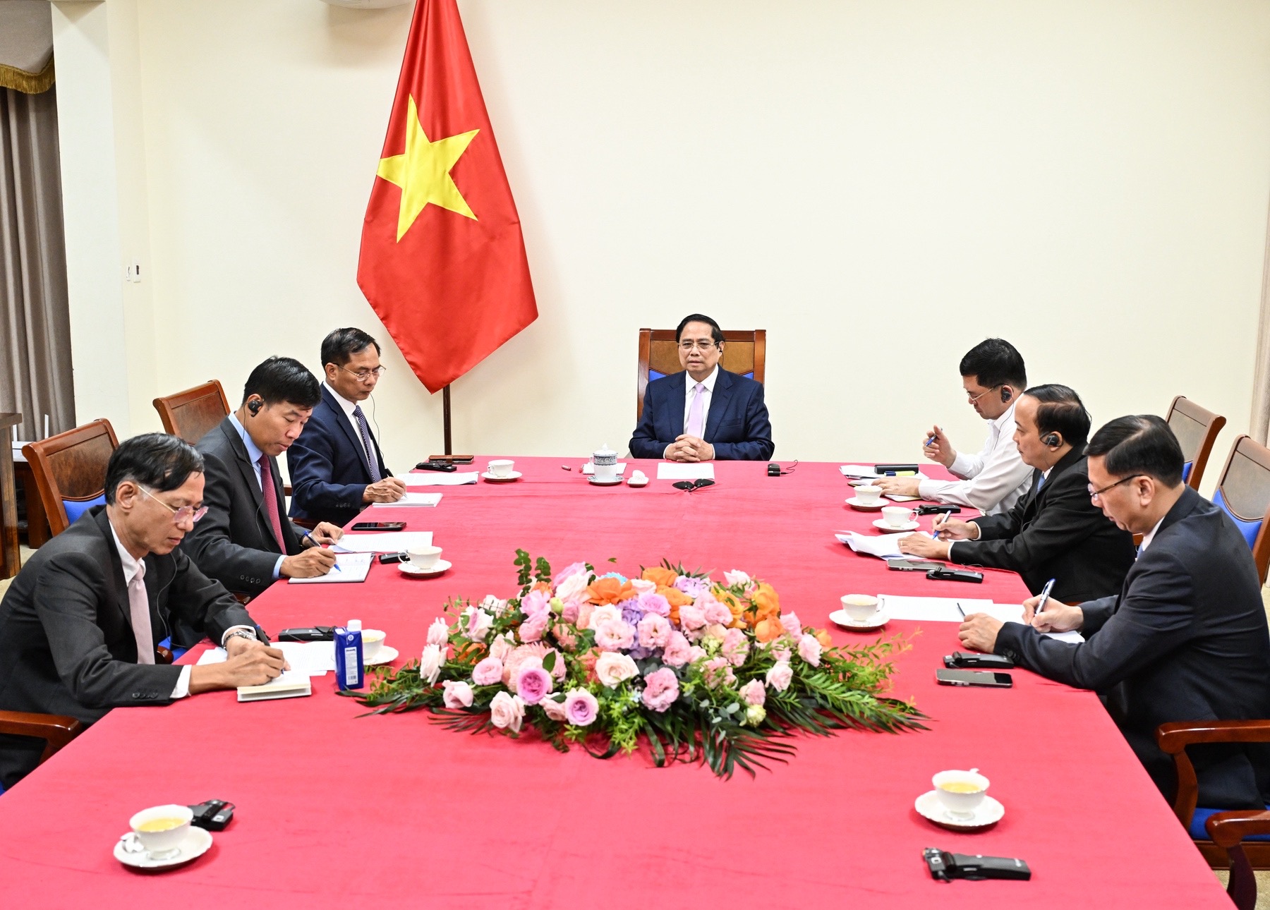 Việt Nam sẵn sàng tham gia cơ chế bảo đảm thực hiện thỏa thuận ngừng bắn Campuchia - Thái Lan- Ảnh 2.