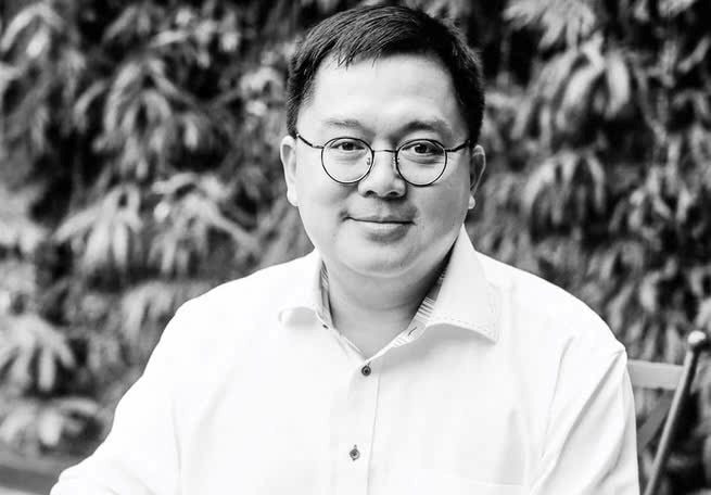 Sự nghiệp của &ocirc;ng Ho&agrave;ng Nam Tiến: Từ b&aacute;n m&aacute;y t&iacute;nh, b&aacute;n code, b&aacute;n phần mềm, b&aacute;n mạng v&agrave; đoạn kết tại Đại học FPT- Ảnh 1.