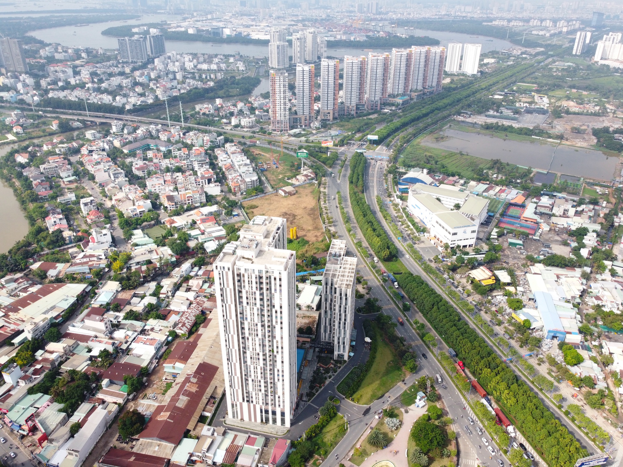 TP HCM công bố 112 dự án miễn giấy phép xây dựng- Ảnh 1.