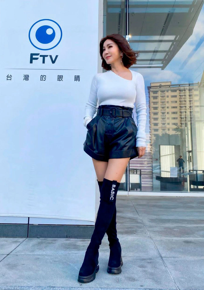 Mỹ nh&acirc;n xứ Đ&agrave;i U70 vẫn trẻ trung như thiếu nữ: S&aacute;ng n&agrave;o ngủ dậy cũng "bơm collagen" ngay với 1 loại nước k&egrave;m 1 thứ quả chợ Việt b&aacute;n đầy quanh năm- Ảnh 5.