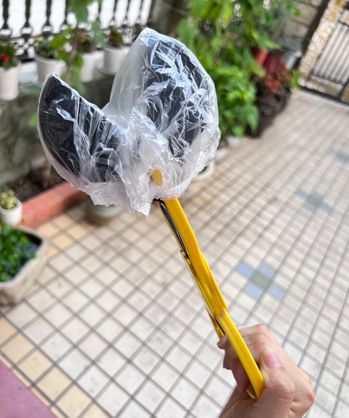 Hàng triệu người dùng màng bọc thực phẩm mà không biết 11 mẹo cực hay - Ảnh 10.