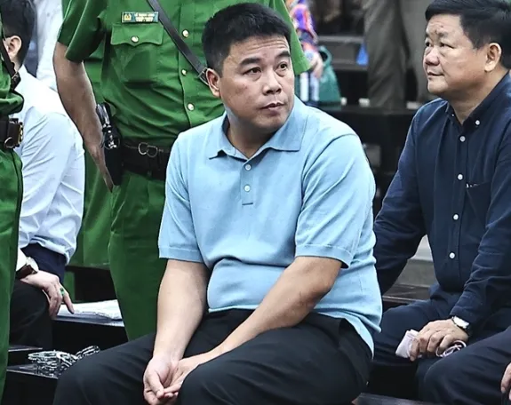 Tuyên án bà Hoàng Thị thúy Lan và 40 bị cáo trong vụ án Tập đoàn Phúc Sơn - Ảnh 2.