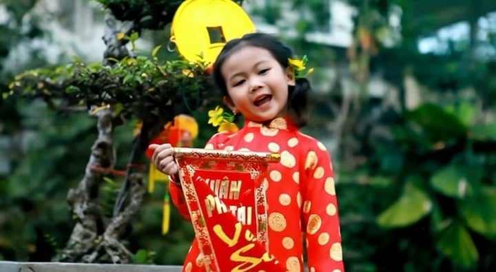 'Thần đồng âm nhạc' sở hữu loạt ca khúc trăm triệu view từ 3 tuổi giờ ra sao? - Ảnh 1.