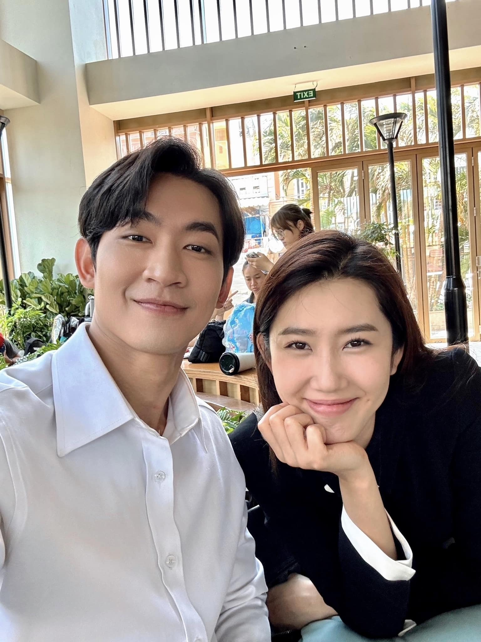 Thuý Ngân - Võ Cảnh "toang" giữa lúc đóng phim chung, đạo diễn lên tiếng bức xúc? - Ảnh 2. Thuý Ngân - Võ Cảnh "toang" giữa lúc đóng phim chung, đạo diễn lên tiếng bức xúc? - Ảnh 2.