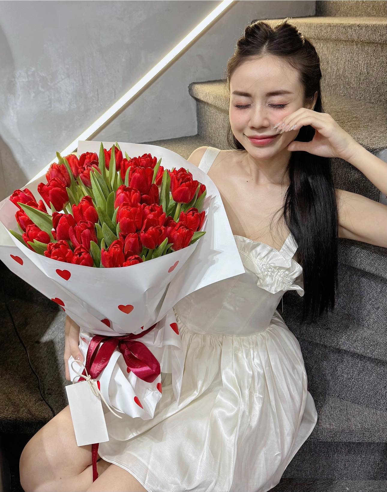 Nhan sắc mẹ đơn thân, có 2 con riêng chuẩn bị cưới nam ca sĩ Việt nổi tiếng - Ảnh 8.