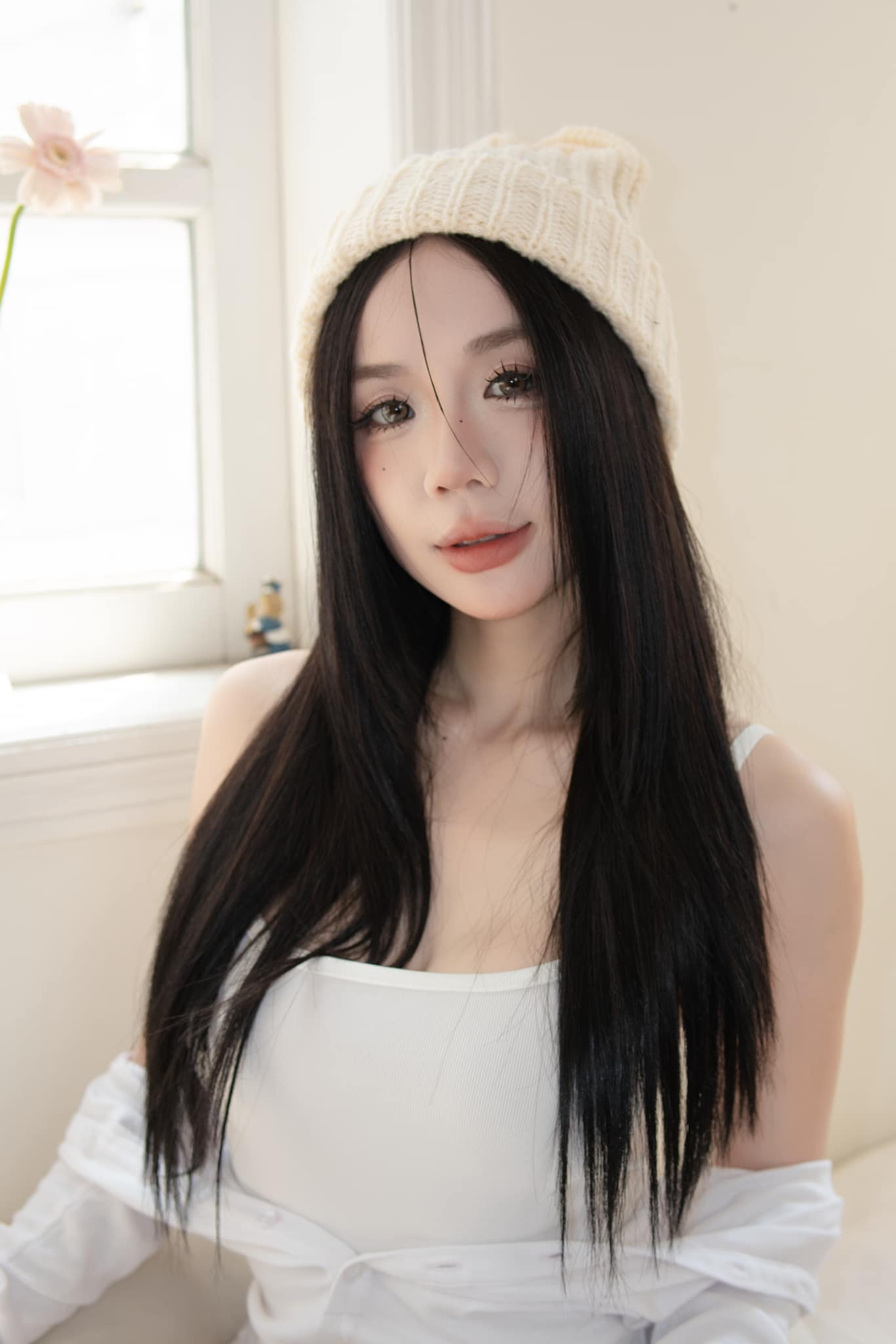Nhan sắc mẹ đơn thân, có 2 con riêng chuẩn bị cưới nam ca sĩ Việt nổi tiếng - Ảnh 2.