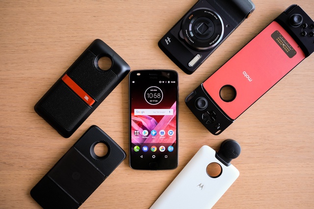 Motorola Từng Làm Điện Thoại Mỏng Hơn Iphone 17 Air, Có Cả Hệ Sinh Thái Phụ Kiện Gắn Lưng Từ Loa, Máy Chiếu Đến Máy Ảnh Siêu Zoom Và In Ảnh- Ảnh 3. Motorola Từng Làm Điện Thoại Mỏng Hơn Iphone 17 Air, Có Cả Hệ Sinh Thái Phụ Kiện Gắn Lưng Từ Loa, Máy Chiếu Đến Máy Ảnh Siêu Zoom Và In Ảnh- Ảnh 3.