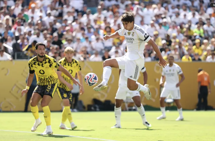 Real Madrid thắng nghẹt thở Dortmund, chờ chạm trán PSG ở bán kết- Ảnh 2.