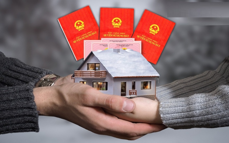 Nhiều người bất ngờ khi không thể sang tên sổ đỏ từ 1 / 7 theo quy định mới - Ảnh 1.