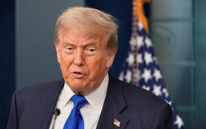 Nhiều quốc gia nhận được thư th&ocirc;ng b&aacute;o về mức thuế mới từ Tổng thống Mỹ Donald Trump - Ảnh 2.