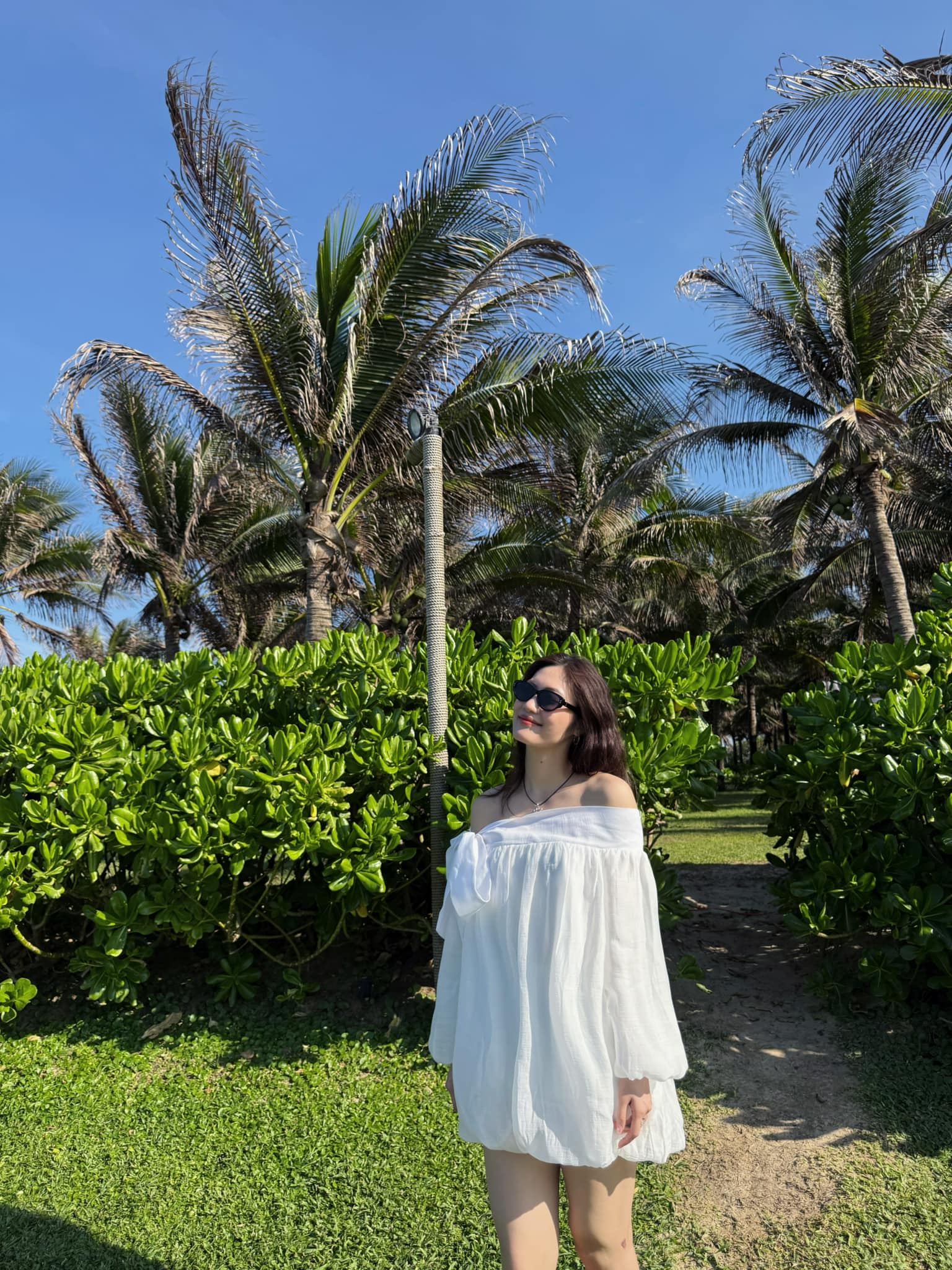 Hoa khôi bóng chuyền Việt Hương làm dâu hào môn, sống ở dinh thự bỗng "ở ẩn" cõi mạng, nghi vấn có tin vui - Ảnh 6.