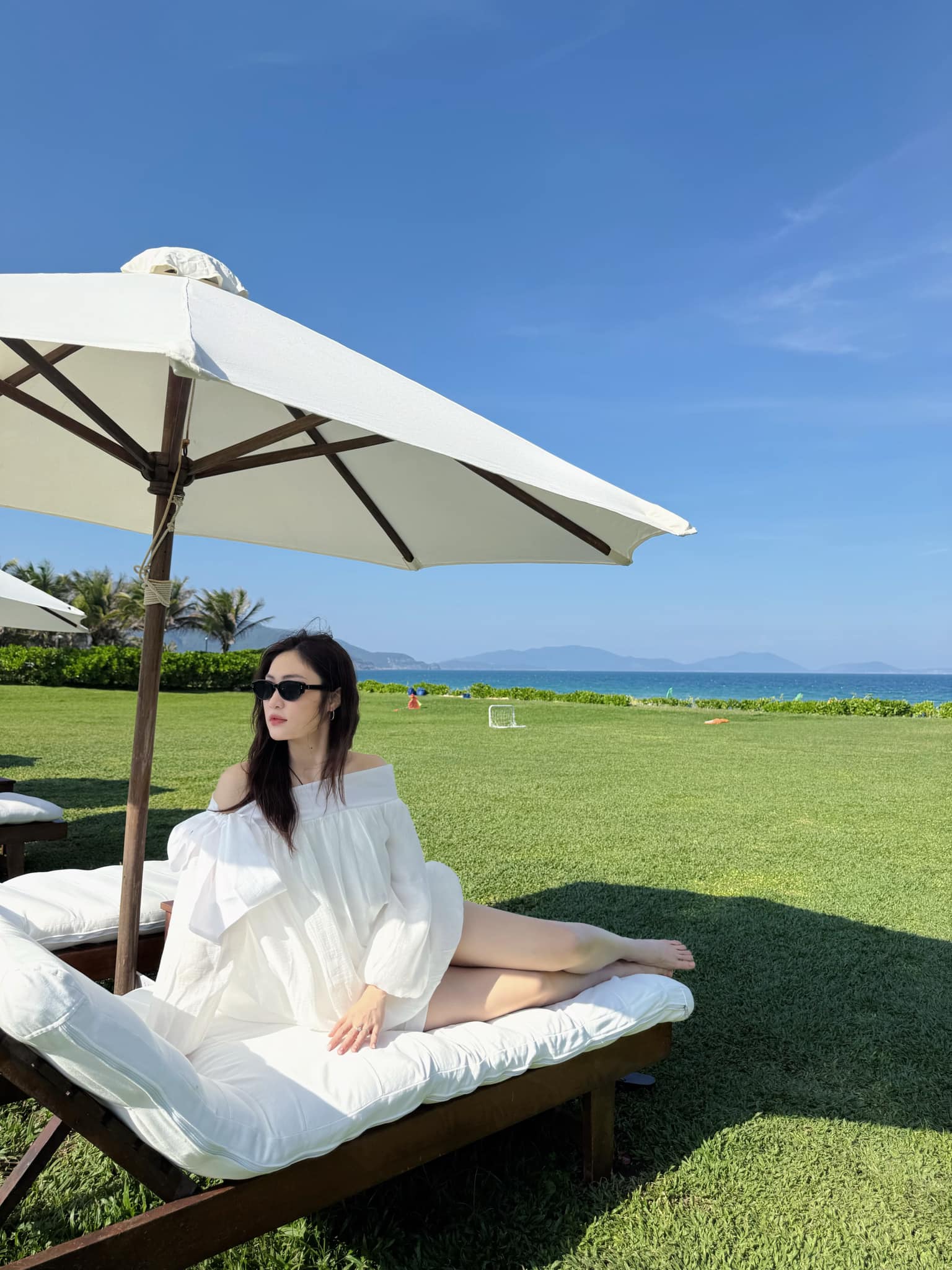 Hoa khôi bóng chuyền Việt Hương làm dâu hào môn, sống ở dinh thự bỗng "ở ẩn" cõi mạng, nghi vấn có tin vui - Ảnh 7.