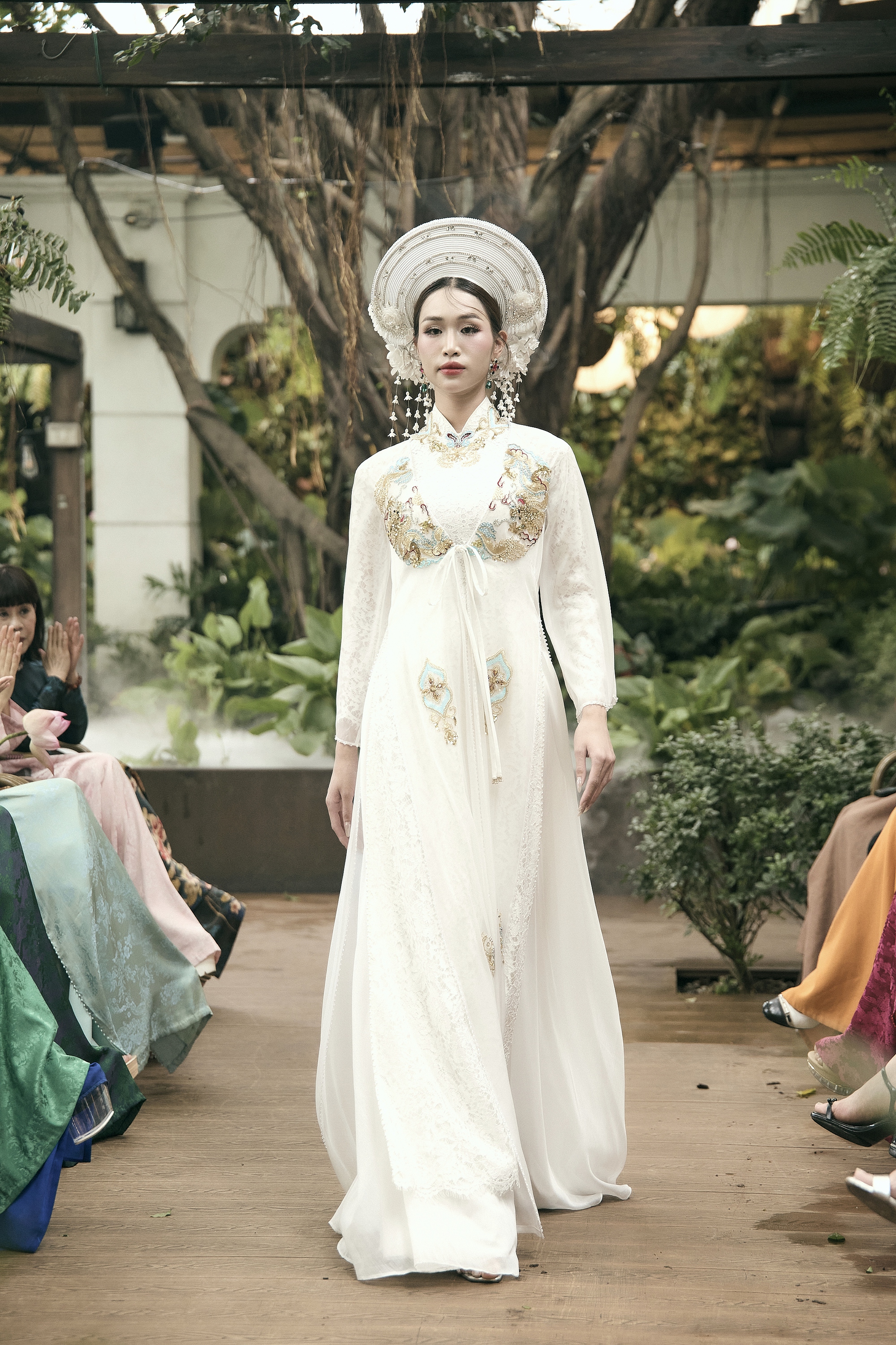 Dàn sao Việt hội tụ trong show thời trang của Cao Minh Tiến- Ảnh 12.
