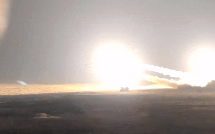 Qu&acirc;n Nga kh&eacute;p chặt v&ograve;ng v&acirc;y Kupiansk - Ảnh 2.