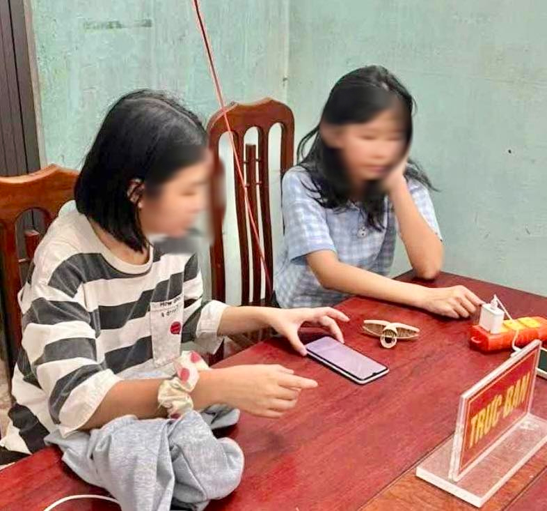 Tìm thấy 2 thiếu nữ mất tích sau khi ra Hà Nội xin việc làm - Ảnh 1. Tìm thấy 2 thiếu nữ mất tích sau khi ra Hà Nội xin việc làm - Ảnh 1.