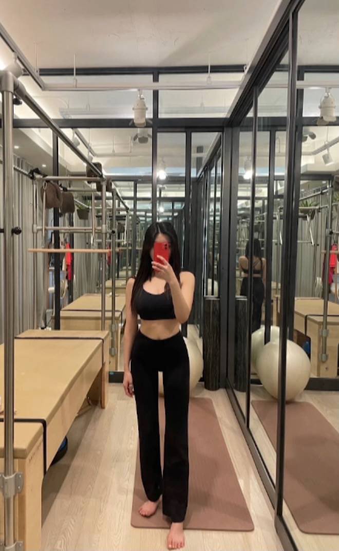 Nữ thần warterbomb Kwon Eun Bi h&uacute;t triệu views với body sexy bốc lửa, ho&aacute; ra nhờ chăm tập m&ocirc;n n&agrave;y- Ảnh 9.