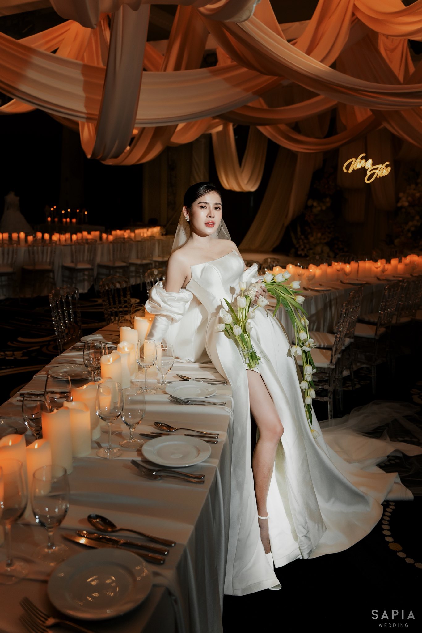 Ảnh nét căng trung vệ ĐT Việt Nam cưới mẹ đơn thân, đám cưới xa hoa nhất nhì làng bóng Việt- Ảnh 5.