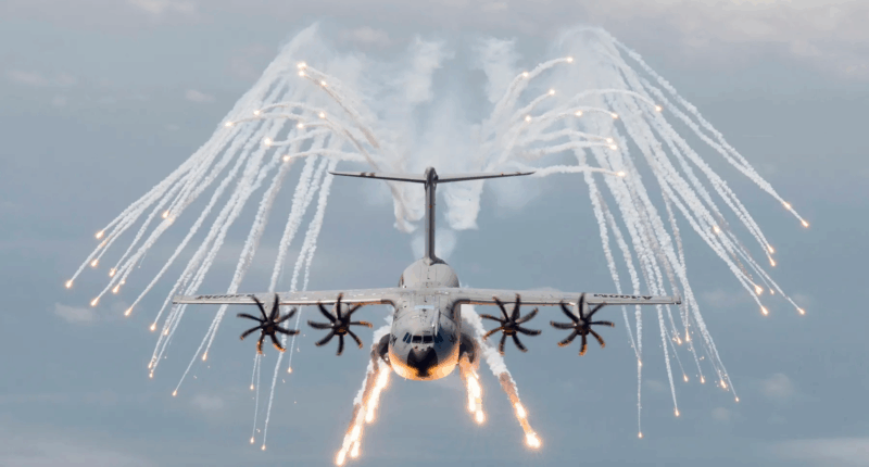 Airbus Hé Lộ Vũ Khí Chiến Lược Mới: A400M Điều Phối Tác Chiến Từ Trên Cao 1 Airbus He Lo Vu Khi Chien Luoc Moi A400M Dieu Phoi Tac Chien Tu Tren Cao 1752018352078 175201835254770366586