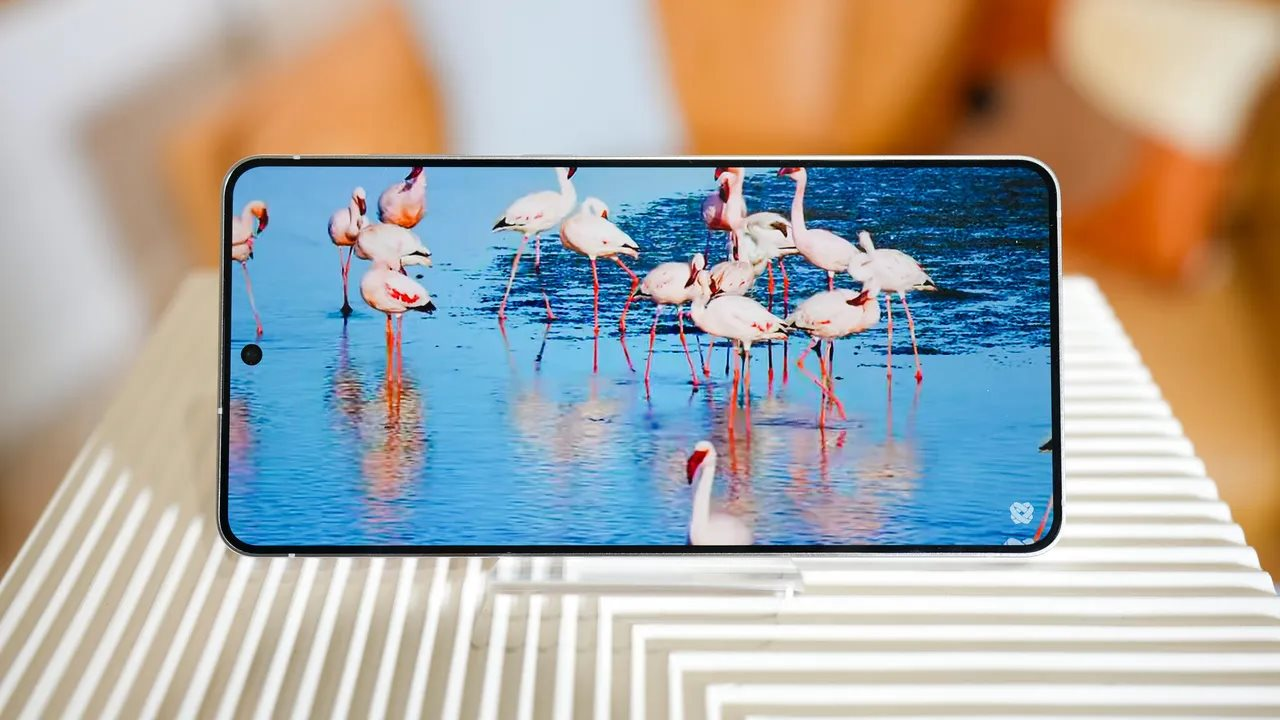 Bỏ S25 Ultra Để Sang Dùng Thử Mẫu Điện Thoại “Bị Chê Nhất” Hiện Nay Của Samsung: Cái Kết Không Như Mơ 2 Dsc05819 1751987444359 17519874445051893098005