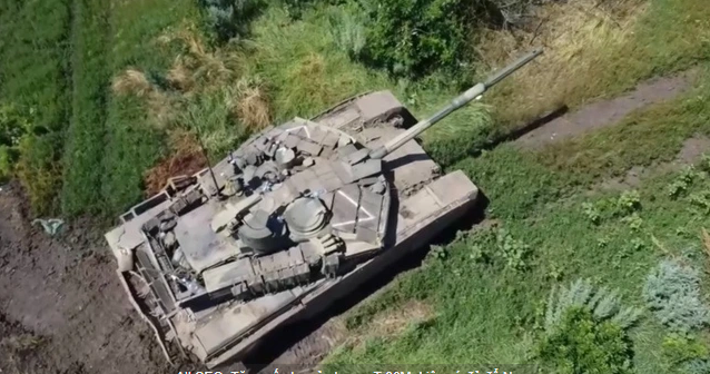 Tăng gấp ba sản lượng T - 90 m: Nga có đủ để bù đắp thiệt hại trong chiến tranh? - Ảnh 2.