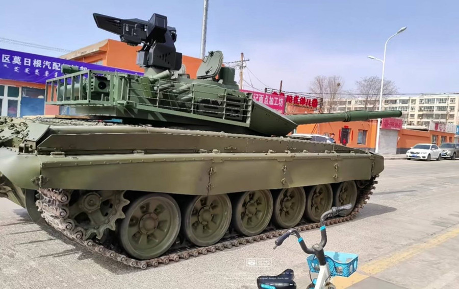 Phát hiện xe tăng T - 72 nâng cấp bí ẩn của Trung Quốc thâm nhập thị trường toàn cầu - Ảnh 2.