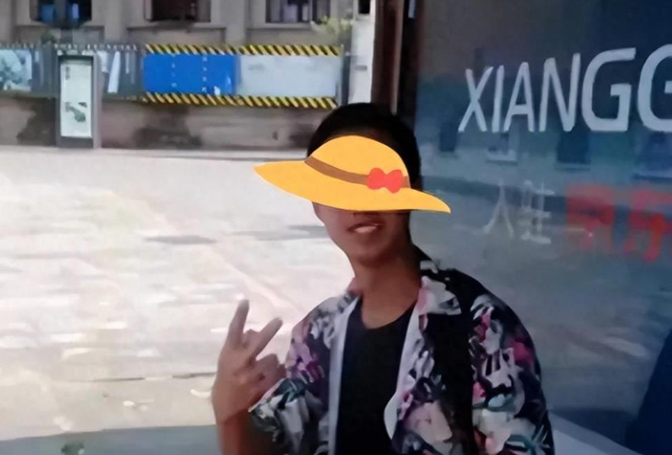 - Ảnh 1. - Ảnh 1.