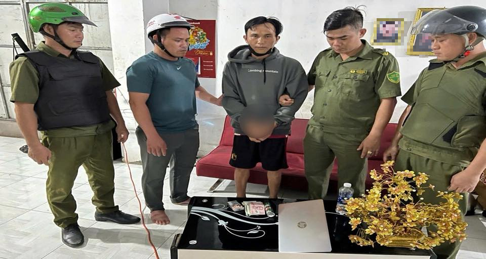 Bắt kẻ đột nhập ở Đồng Nai sau 3 giờ gây án - Ảnh 1.