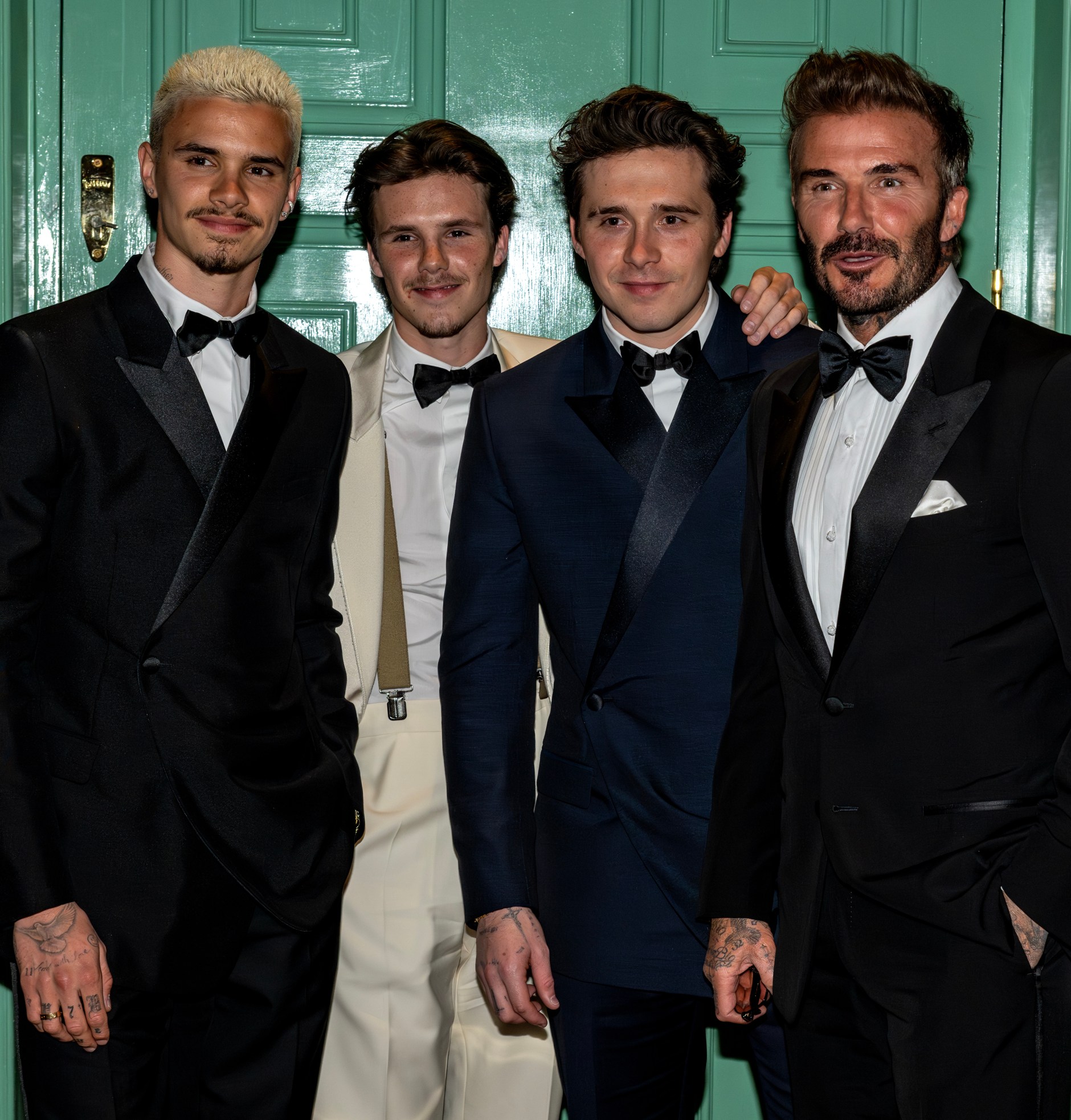 Cả nhà Beckham không nói ghét, nhưng tất cả hành động đều "ghẻ lạnh" dâu cả - Ảnh 4. Cả nhà Beckham không nói ghét, nhưng tất cả hành động đều "ghẻ lạnh" dâu cả - Ảnh 4.