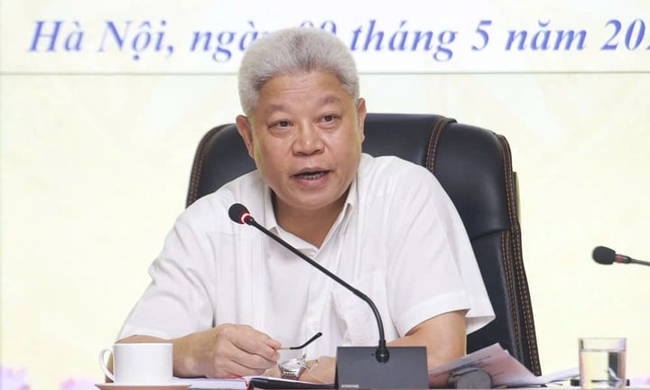 Áp dụng chế độ tiền lương công chức thống nhất từ Trung ương đến cấp xã - Ảnh 1. Áp dụng chế độ tiền lương công chức thống nhất từ Trung ương đến cấp xã - Ảnh 1.