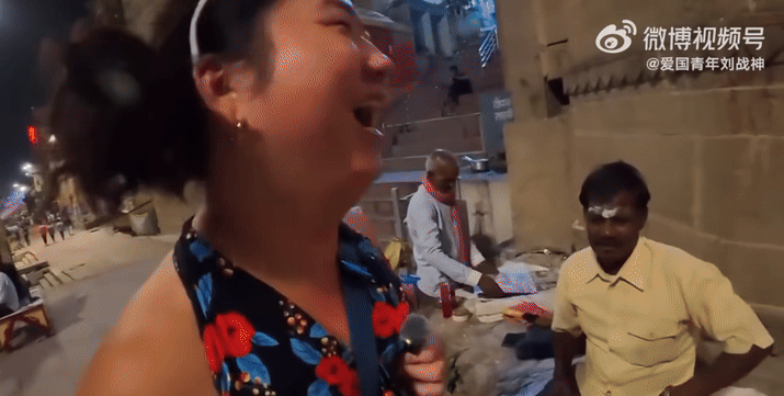 Giả gái đi Ấn Độ một mình, du khách bất ngờ với hành động của đàn ông bên đường: "Thật không tin nổi!" - Ảnh 4.