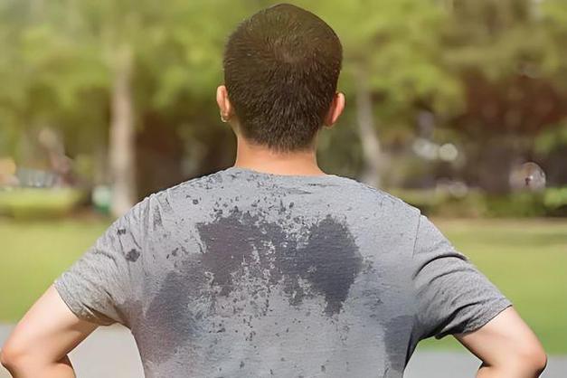 Bạn sống được bao lâu? Hãy để ý lượng mồ hôi tiết ra! Những người sống lâu thường có 3 đặc điểm mồ hôi sau- Ảnh 2. Bạn sống được bao lâu? Hãy để ý lượng mồ hôi tiết ra! Những người sống lâu thường có 3 đặc điểm mồ hôi sau- Ảnh 2.