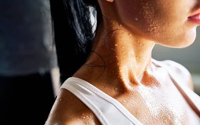 Bạn sống được bao lâu? Hãy để ý lượng mồ hôi tiết ra! Những người sống lâu thường có 3 đặc điểm mồ hôi sau- Ảnh 3. Bạn sống được bao lâu? Hãy để ý lượng mồ hôi tiết ra! Những người sống lâu thường có 3 đặc điểm mồ hôi sau- Ảnh 3.