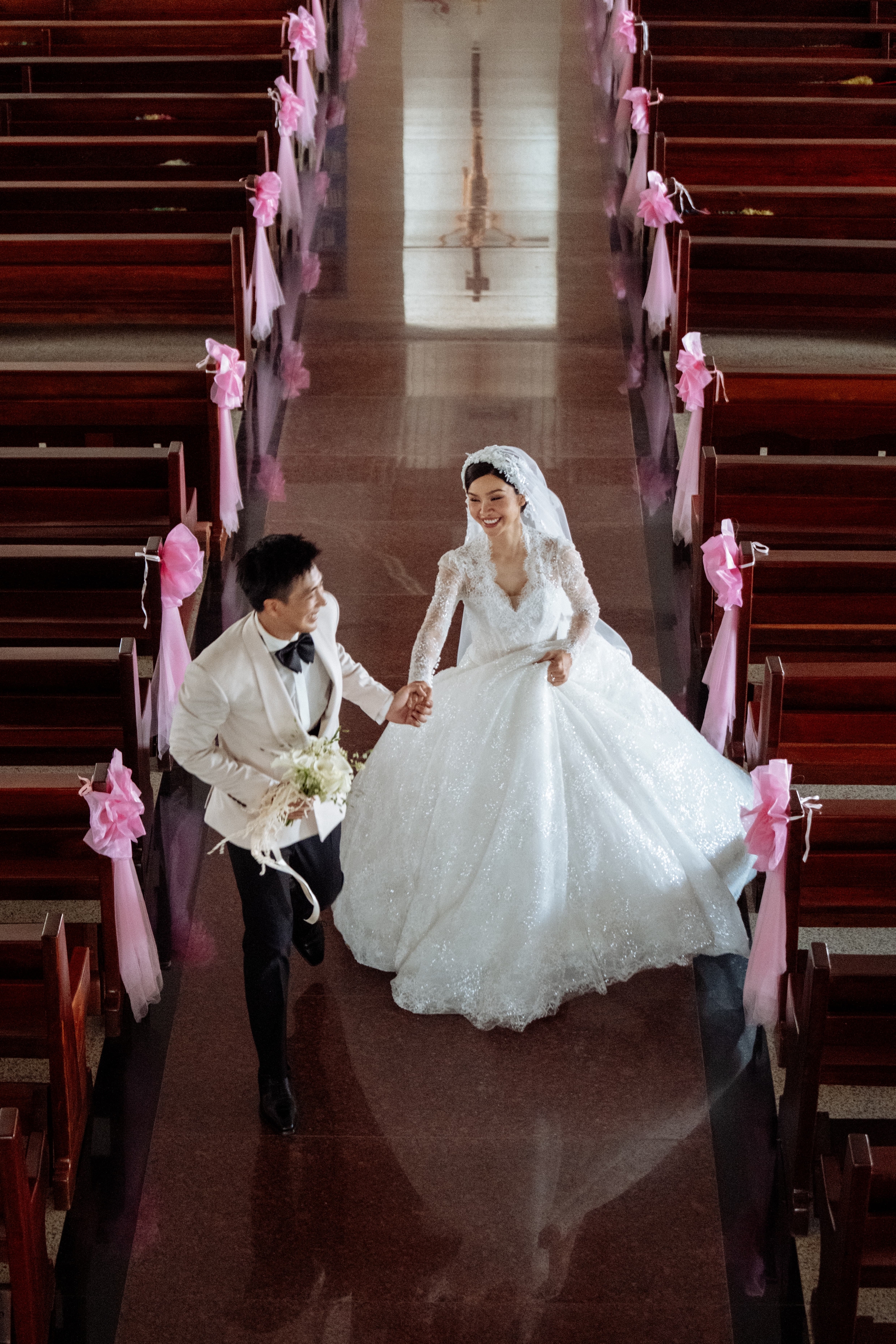Cặp đôi người mẫu - diễn viên Vbiz bất ngờ tung ảnh cưới bí mật sau 5 năm hẹn hò - Ảnh 7. Cặp đôi người mẫu - diễn viên Vbiz bất ngờ tung ảnh cưới bí mật sau 5 năm hẹn hò - Ảnh 7.