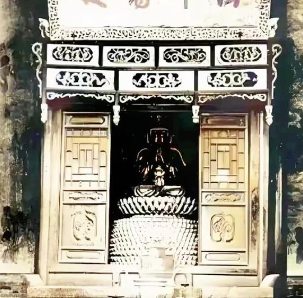 Ảnh hiếm 100 năm trước hé lộ 'hình dáng gốc' của Thiếu Lâm Tự: Sau biến cố bất ngờ đã hồi sinh từ tro tàn- Ảnh 7. Ảnh hiếm 100 năm trước hé lộ 'hình dáng gốc' của Thiếu Lâm Tự: Sau biến cố bất ngờ đã hồi sinh từ tro tàn- Ảnh 7.