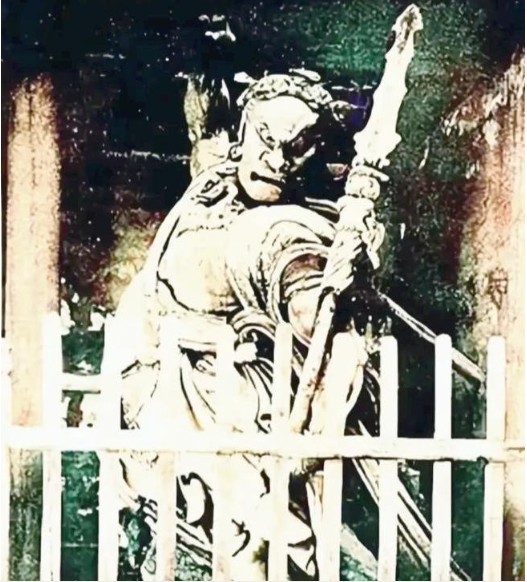 Ảnh hiếm 100 năm trước hé lộ 'hình dáng gốc' của Thiếu Lâm Tự: Sau biến cố bất ngờ đã hồi sinh từ tro tàn- Ảnh 11. Ảnh hiếm 100 năm trước hé lộ 'hình dáng gốc' của Thiếu Lâm Tự: Sau biến cố bất ngờ đã hồi sinh từ tro tàn- Ảnh 11.