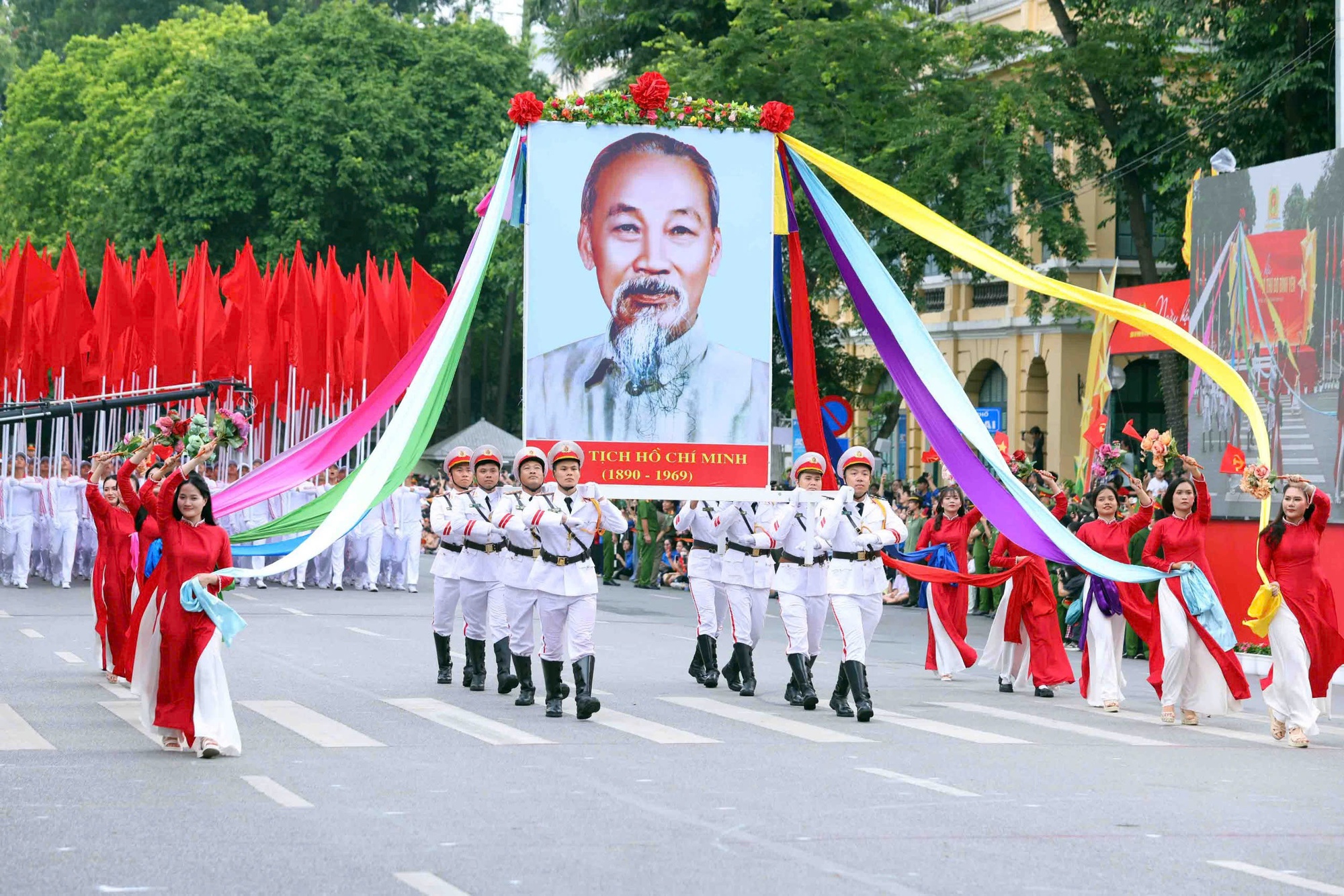VIDEO: Cận cảnh dàn xe đặc chủng hiện đại của Công an Hà Nội- Ảnh 1. VIDEO: Cận cảnh dàn xe đặc chủng hiện đại của Công an Hà Nội- Ảnh 1.