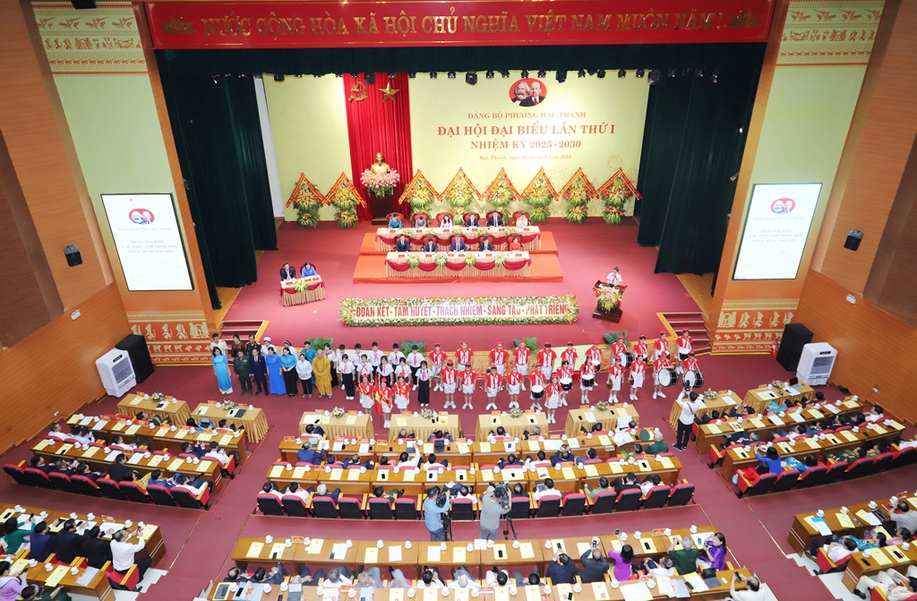 'Siêu' phường hơn 197.000 dân ước thu nhập bình quân trên 120 triệu đồng/người, gấp 1,2 lần trung bình toàn tỉnh - Ảnh 1.