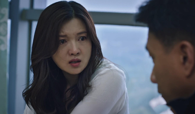 Kỷ niệm 4 năm ngày cưới, chồng tặng tôi chiếc ô tô màu trắng nhưng vừa nhìn thấy, tôi đã đau thấu xương- Ảnh 1. Kỷ niệm 4 năm ngày cưới, chồng tặng tôi chiếc ô tô màu trắng nhưng vừa nhìn thấy, tôi đã đau thấu xương- Ảnh 1.