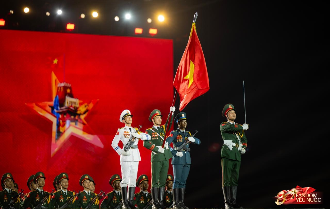 Hé lộ khoảnh khắc 68 quân nhân tập luyện cho concert quốc gia Tổ quốc trong tim - Ảnh 13.