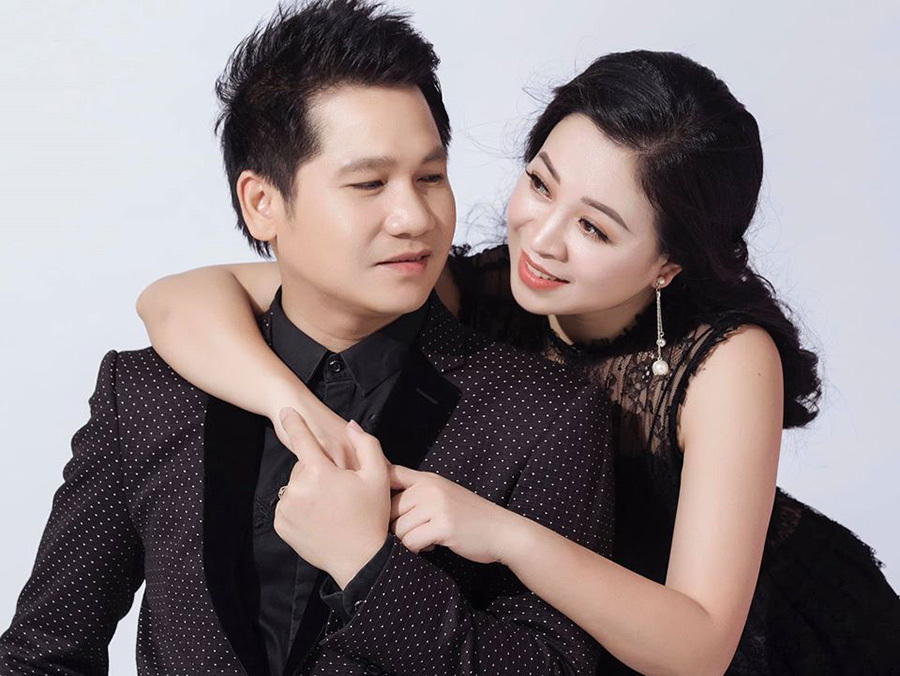 Vợ "ông hoàng nhạc đỏ" quê Thanh Hóa: U50 quá nuột nà, trẻ đẹp như gái 20 - Ảnh 6.