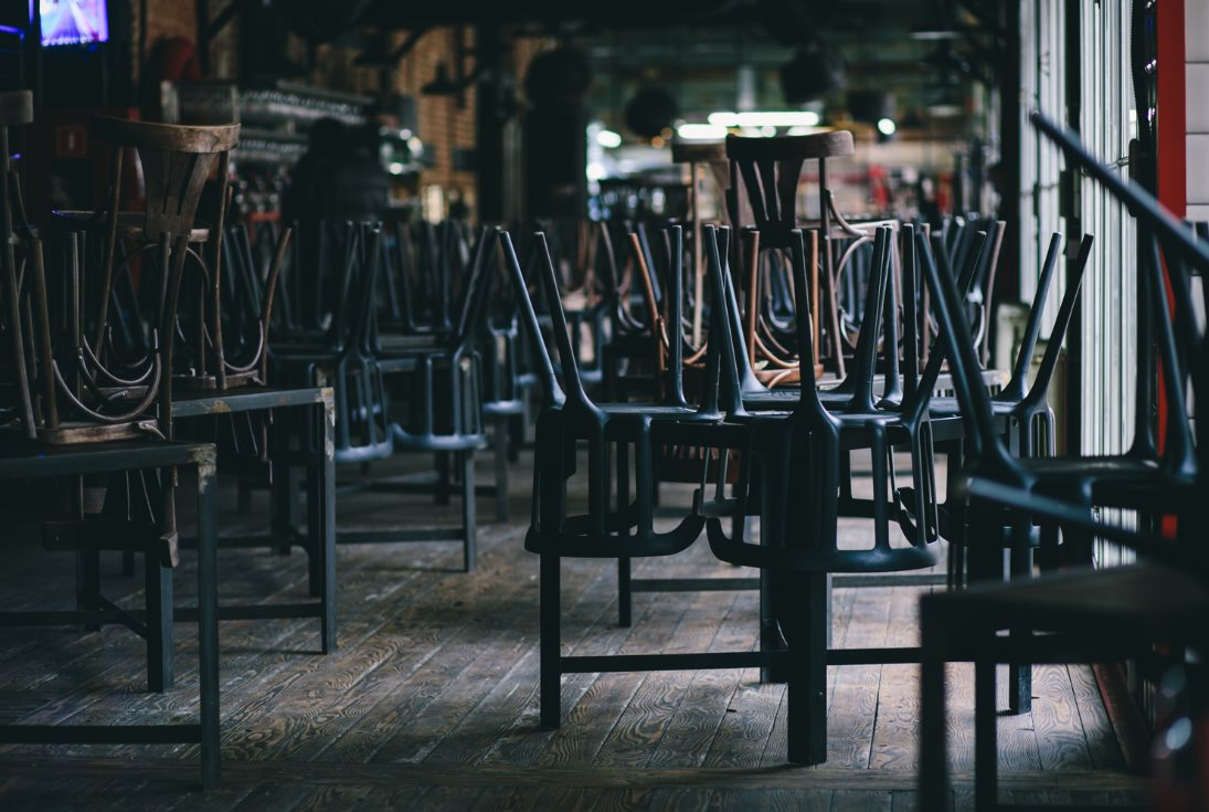 Tiếng kêu cứu của các nhà hàng tại Mỹ: Chi phí tăng, khách hàng than đắt, còn lựa chọn nào ngoài đóng cửa? - Ảnh 1.